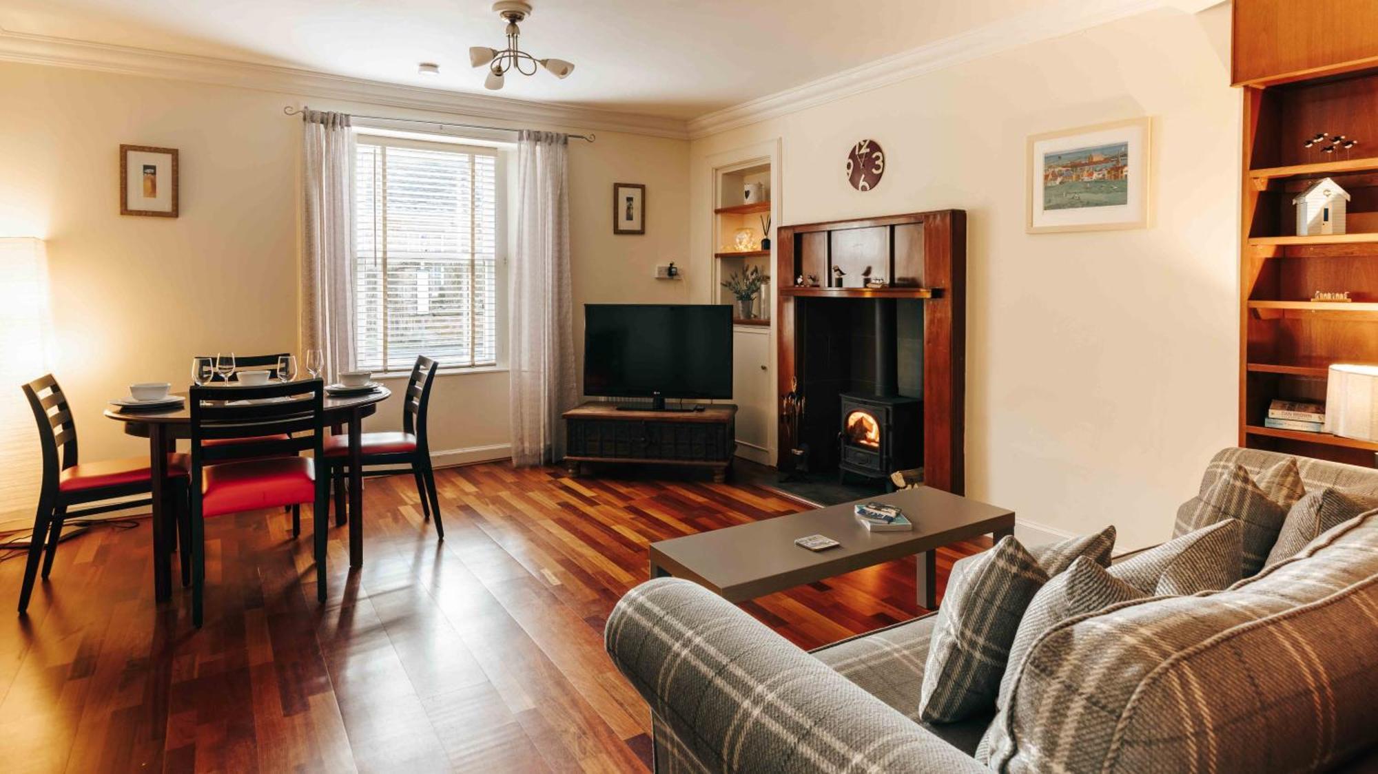 Kenmore House, إيلي المظهر الخارجي الصورة